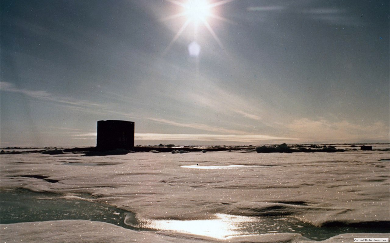 Queenfish (SSN-651)-23