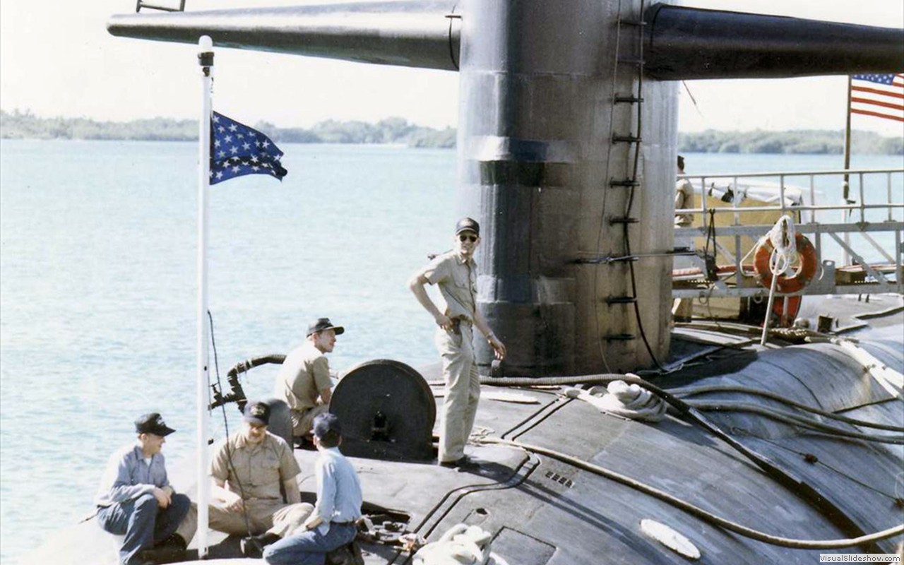 Sturgeon (SSN-637)-10