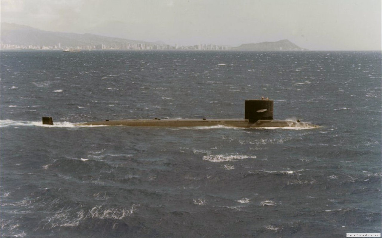 Tunny (SSN-682)-10